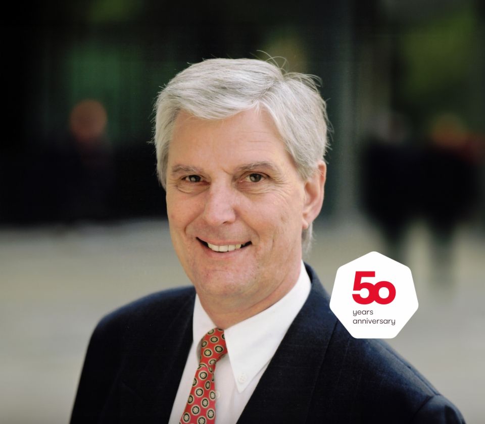 Porträt von Dieter Plambeck, Geschäftsführer des EOS Deutscher Inkassodiensts bis 2005