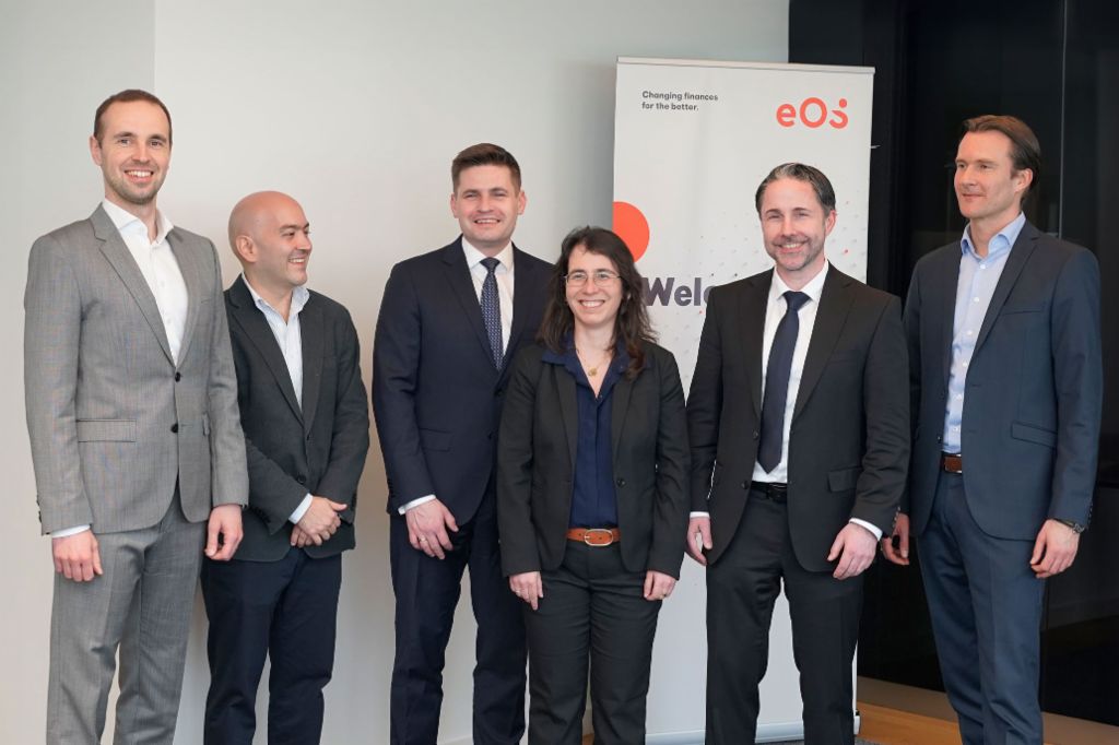 Vertreter der IFC besuchten EOS in Hamburg, um die Zusammenarbeit auf dem polnischen Markt zu feiern und das Engagement für nachhaltige Investitionen zu bekräftigen.